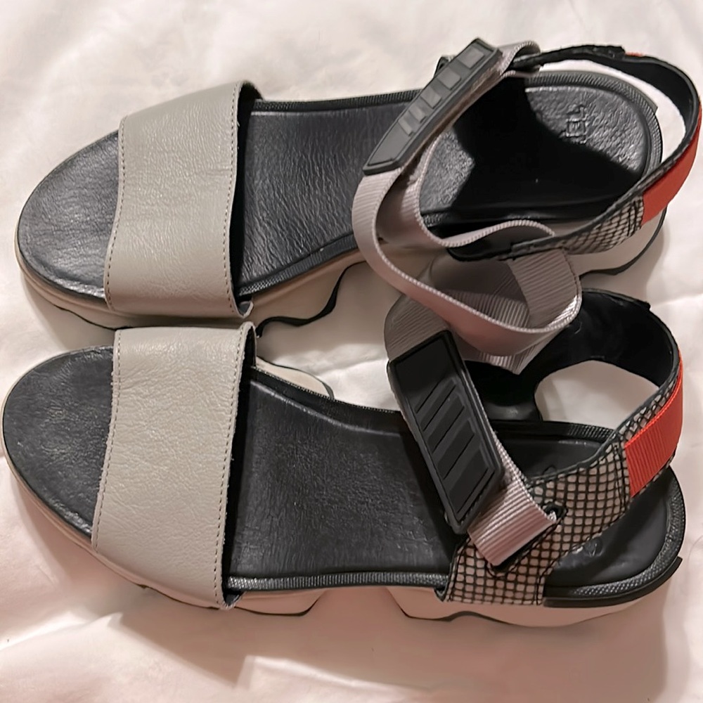 Sorel sandals , size 8.5 , brand new , no tags , multi color . Accepts Venmo